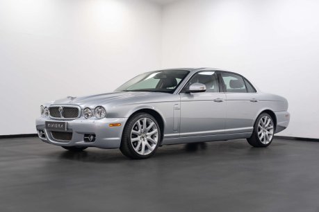 Jaguar XJ 3.0 XJ Sovereign V6 Auto 4dr 3