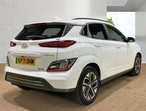Hyundai KONA 64kWh Premium SUV 5dr Electric Auto (10.5kW Charger) (204 ps) 4