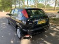 Ford Focus GHIA 8