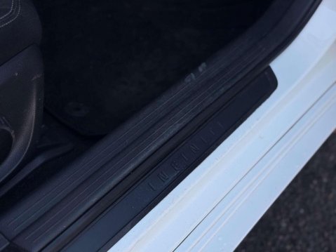 Infiniti Q30 1.5d Business Executive DCT Euro 6 (s/s) 5dr 38