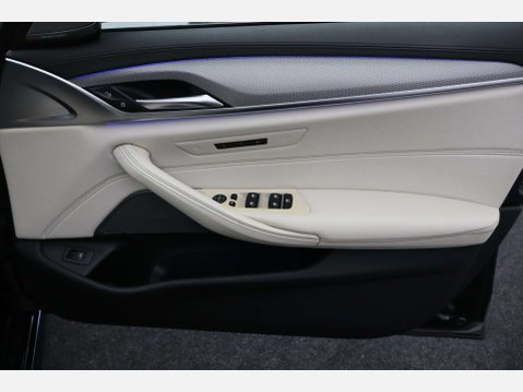 BMW 5 Series 3.0 540i xDrive M Sport Auto 4WD 4dr 20