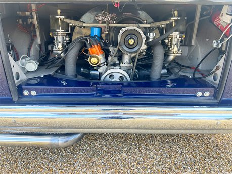 Volkswagen Campervan Split-Screen 73