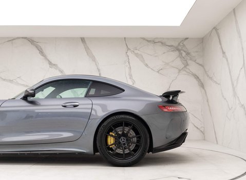 Mercedes-Benz G Series AMG GT R PREMIUM 29