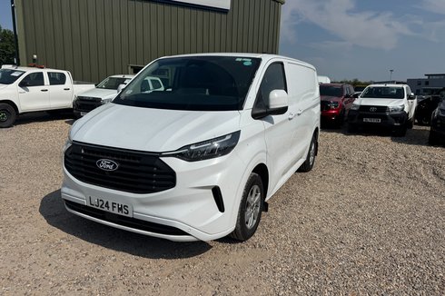 Ford Transit Custom SWB L1H1 Low Roof Limited 300 Air Con Alloys Cam Sensors EURO 6