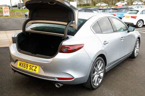 Mazda 3 GT SPORT MHEV 38