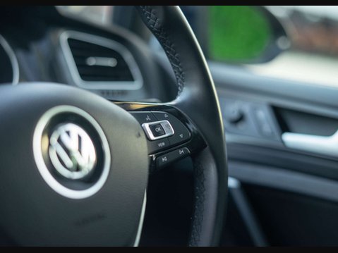 Volkswagen Golf 1.5 Golf SE Nav TSi Evo Semi-Auto 5dr 24