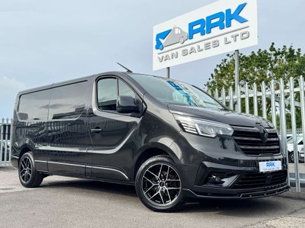 Renault Trafic 2.0 dCi Blue LL30 Sport Panel Van 5dr Diesel Manual L2 H1 Euro 6 (s/s) (130