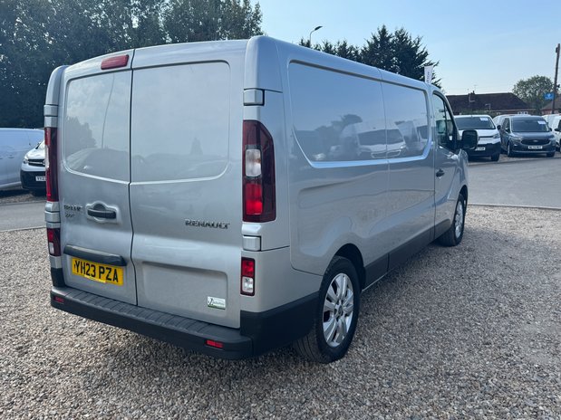Renault Trafic LWB L2H1 Low Roof Sport Ll30 Air Con Sensors EURO 6 6