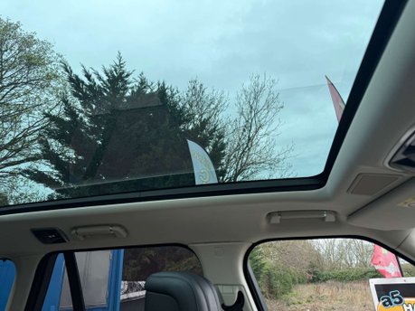 Land Rover Range Rover 3.0 Range Rover Vogue SE D MHEV Auto 4WD 5dr 19