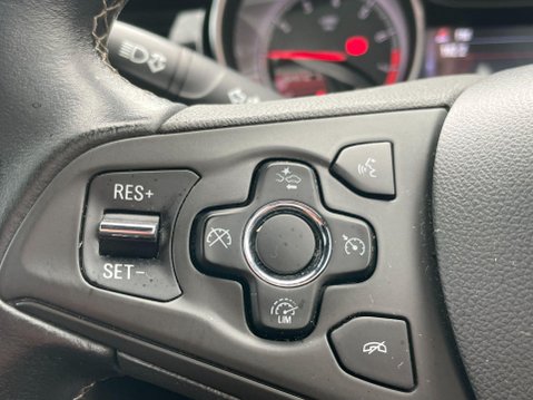 Vauxhall Astra 1.0i Turbo ecoFLEX SRi Nav Euro 6 (s/s) 5dr 33