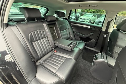 Skoda Superb SE L EXECUTIVE TDI - PANORAMIC SUNROOF  28