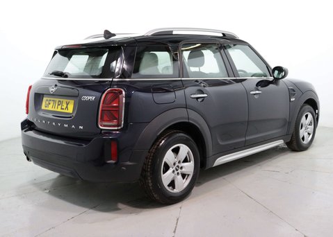 Mini Countryman 1.5 Countryman Cooper Classic Auto 5dr 11