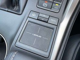 Lexus NX 2.5 NX 300h F Sport CVT 4WD 5dr 47