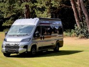 Auto-Trail V-Line 635 35 L4H2 STANDARD PV 20