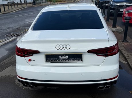 Audi A4 TFSI S4 QUATTRO 10