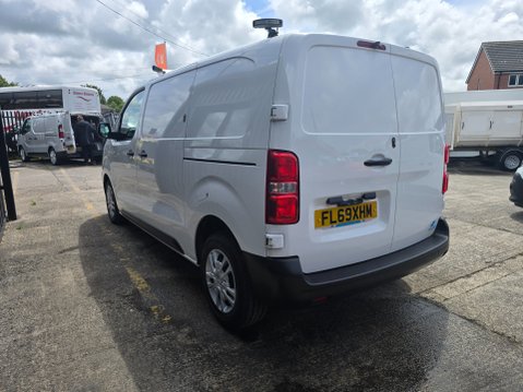 Vauxhall Vivaro L1H1 2900 EDITION S/S 4