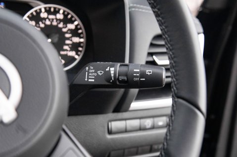 Nissan Qashqai DIG-T ACENTA PREMIUM MHEV 18