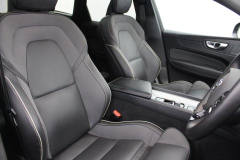 Volvo XC60 5dr 2.0 T6 350 RC PHEV Plus Black ED AWD Automatic 9