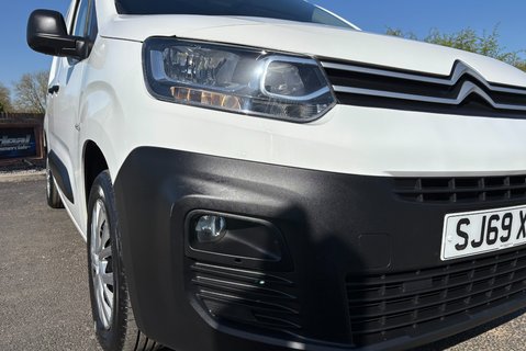 Citroen Berlingo 950 Enterprise XL 102 ps BlueHdi Panel Van 23