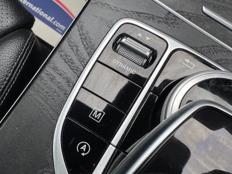 Mercedes-Benz GLC 2.1 GLC220d AMG Line (Premium Plus) G-Tronic+ 4MATIC Euro 6 (s/s) 5dr 50