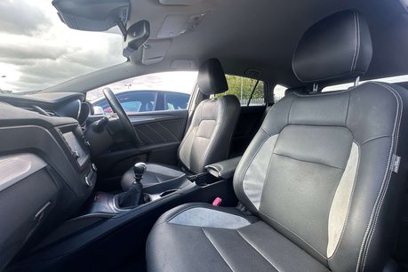 Toyota Avensis 1.8 V-Matic Design Touring Sports 5dr Petrol Manual Euro 6 (147 ps) 24