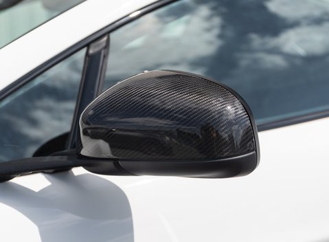 Aston Martin Vantage GT12 28