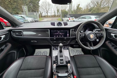 Porsche Macan GTS PDK -BURMESTER HIGH END -PAN ROOF -GTS SPORT PACK-PTV PLUS -£19K EXTRAS 7