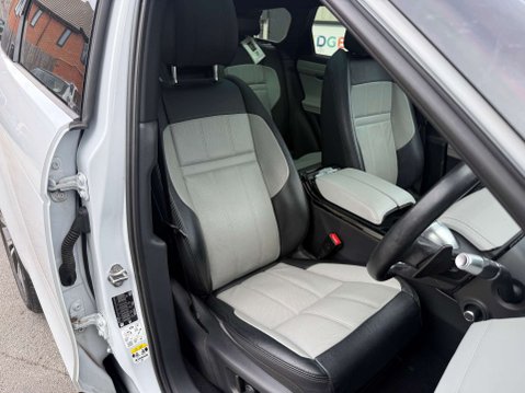 Land Rover Range Rover Evoque 2.0 Range Rover Evoque First Edition D Auto 4WD 5dr 29