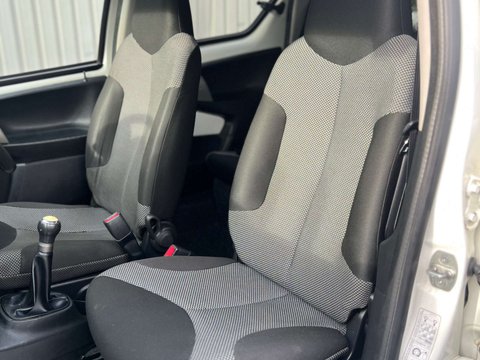 Toyota Aygo 1.0 Aygo Move with Style VVT-i 5dr 13