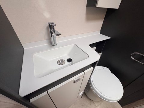 Swift Voyager 594 38