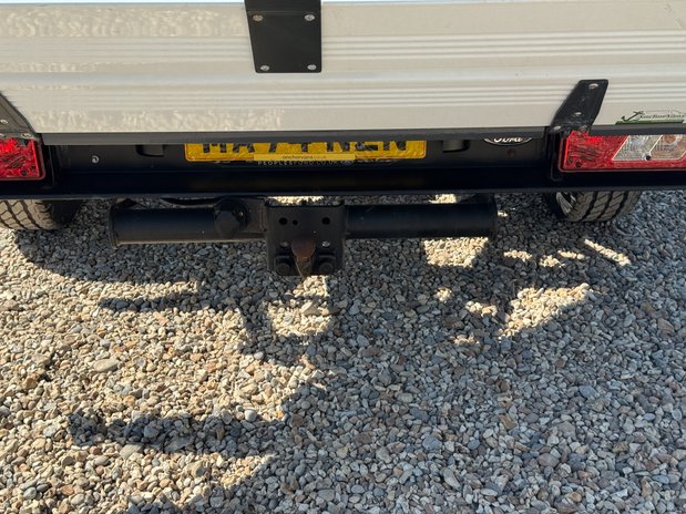 Ford Transit Tipper MWB L2 Leader 350 Air Con Tow Bar EURO 6 10
