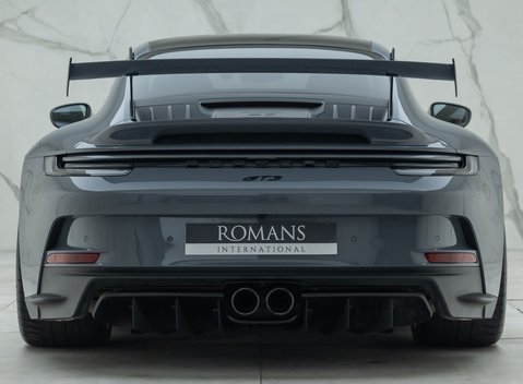 Porsche 911 GT3 (992) 8