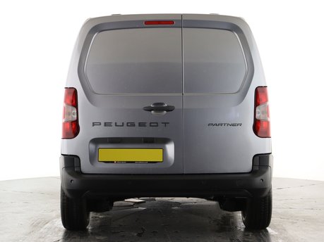 Peugeot Partner M 1.5 BlueHDi 100 Professional Plus 4