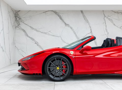 Ferrari F8 Tributo Spider 41