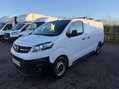Vauxhall Vivaro 1.5 Turbo D 2900 Dynamic L2 H1 Euro 6 (s/s) 6dr 4