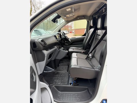 Peugeot Expert 2.0 BlueHDi 1400 Professional Standard Panel Van 6dr Diesel Manual MWB Euro 34