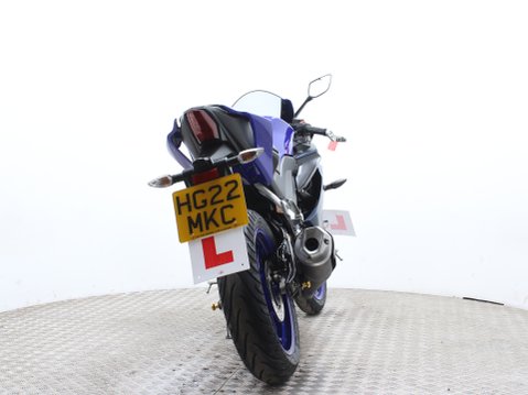 Yamaha R125 YZF 125-A 11