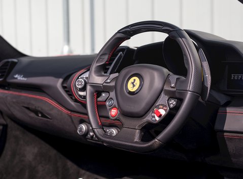 Ferrari 488 Spider 13