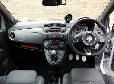 Abarth 595 C Competizione 16