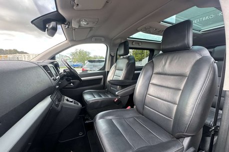 Toyota Proace Verso 2.0D Family Medium MPV 5dr Diesel Auto MWB Euro 6 (s/s) (8 Seat) (180 ps) 30