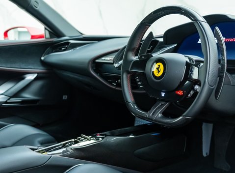 Ferrari SF90 Stradale 10