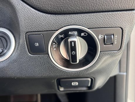 Mercedes-Benz GLA 2.1 GLA220d AMG Line 7G-DCT 4MATIC Euro 6 (s/s) 5dr 40
