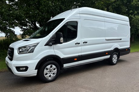 Ford Transit 350 L4 H3 165 ps Limited Panel Van - Sat Nav / 360 Camera's