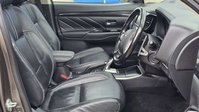 Mitsubishi Outlander 2.0h 12kWh GX4h SUV 5dr Petrol Plug-in Hybrid CVT 4WD Euro 6 (s/s) (200 ps) 17