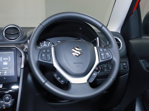Suzuki Vitara 1.4 Boosterjet Mild Hybrid Motion 5dr 15