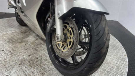 Honda VFR 1998 69K PROJECT BIKE VERY CLEAN SPARES OR REPAIR INJECTED NO VTEC 800CC 10