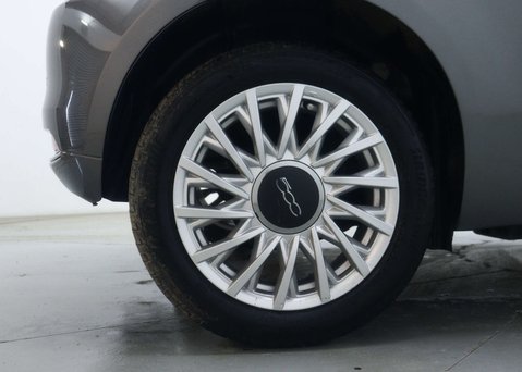 Fiat 500 1.0 MHEV Dolcevita Hatchback 3dr Petrol Manual Euro 6 (s/s) (70 bhp) 14