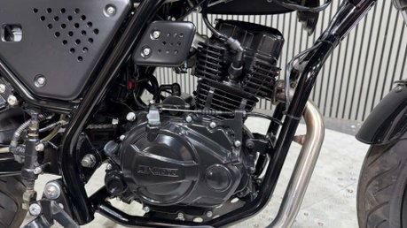 Lexmoto Tempest 2024 ONLY 5K IDEAL FIRST BIKE 125CC LONG MOT 26