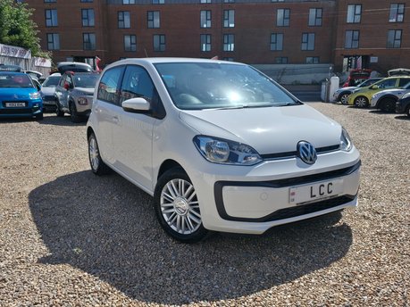 Volkswagen Up 1.0 MOVE UP LOOK! FULL SERVICE HISTORY! 6 SERVICES!