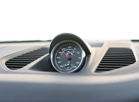 Porsche 911 (991.2) Carrera S 17